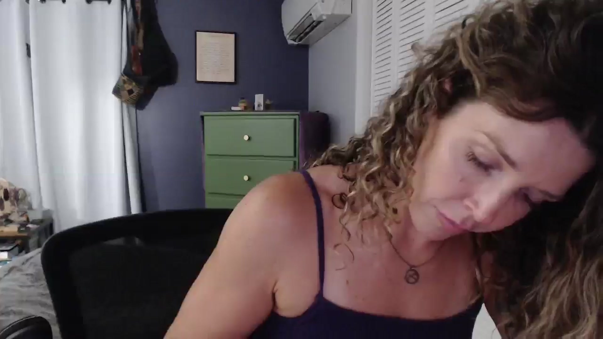 Gallery image thumbnail from HazelJane7's myfreecams stream on, 09/03/2025, 24:24 image 15 of 20