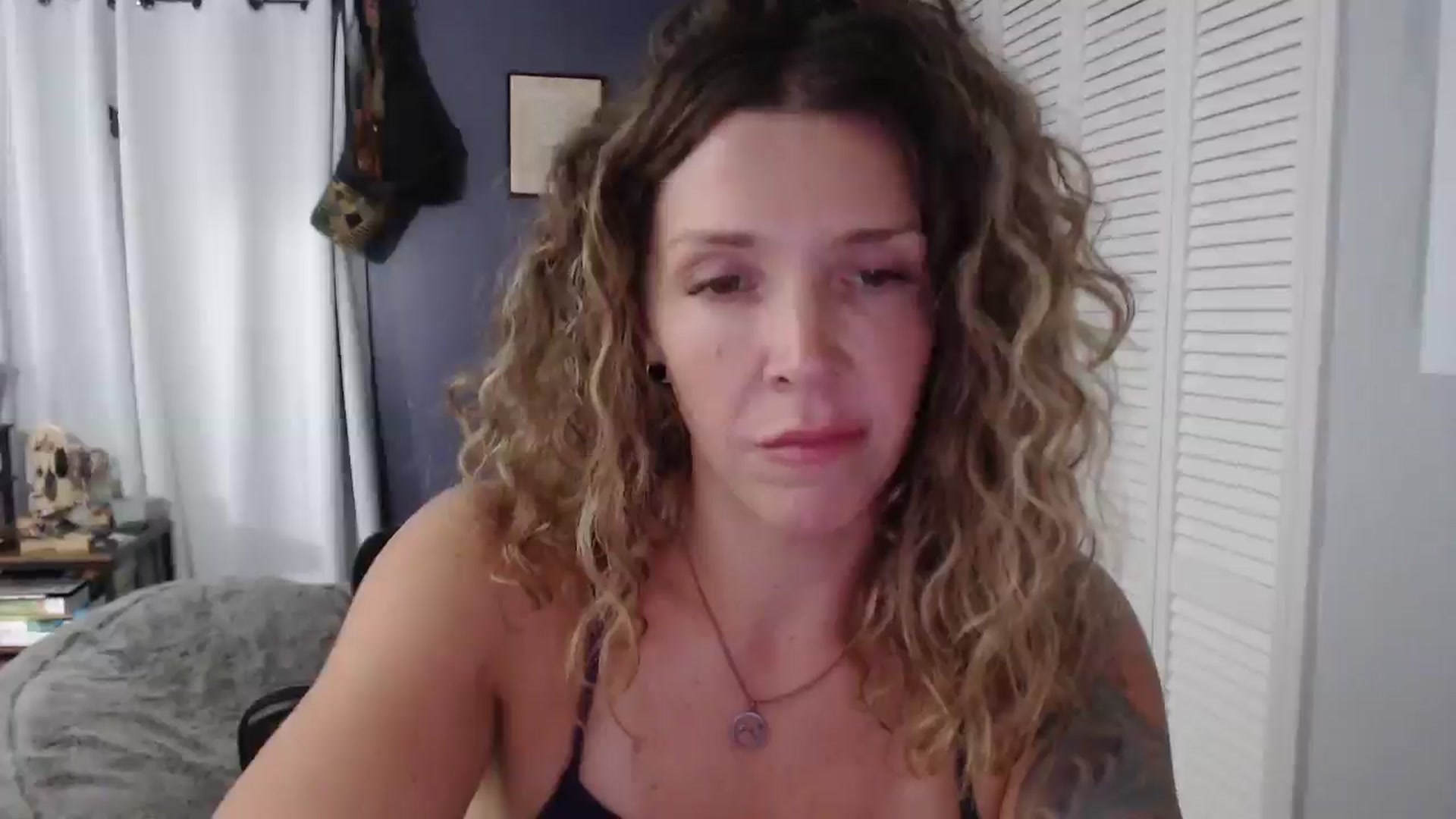 Gallery image thumbnail from HazelJane7's myfreecams stream on, 09/03/2025, 24:24 image 20 of 20