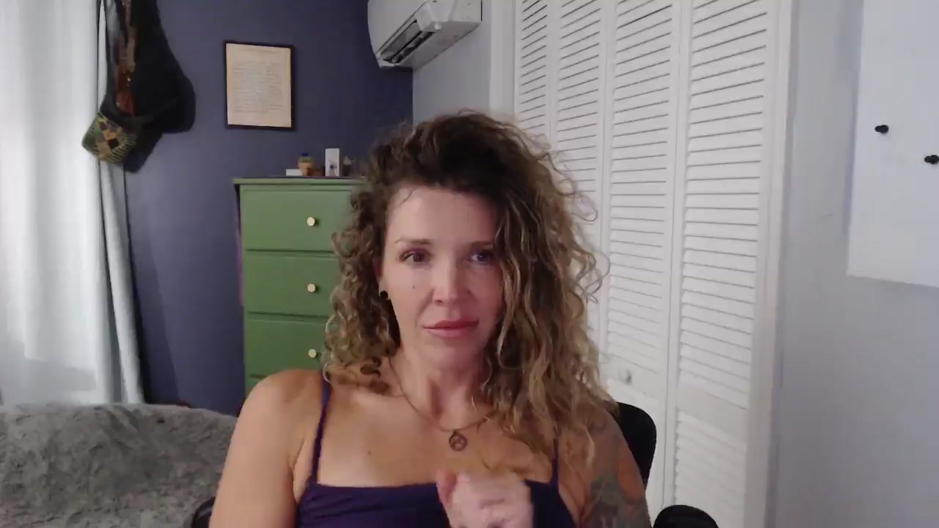 Gallery image thumbnail from HazelJane7's myfreecams stream on, 09/03/2025, 24:50 image 12 of 20
