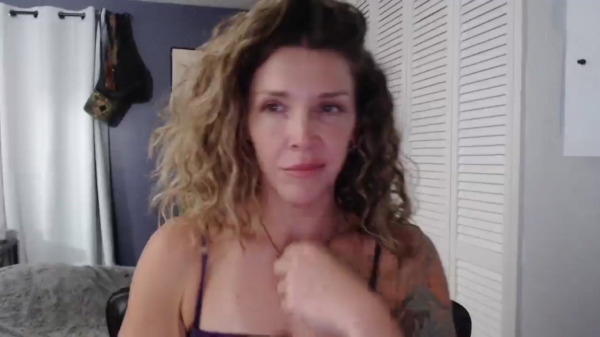 Gallery image thumbnail from HazelJane7's myfreecams stream on, 09/03/2025, 24:50 image 20 of 20