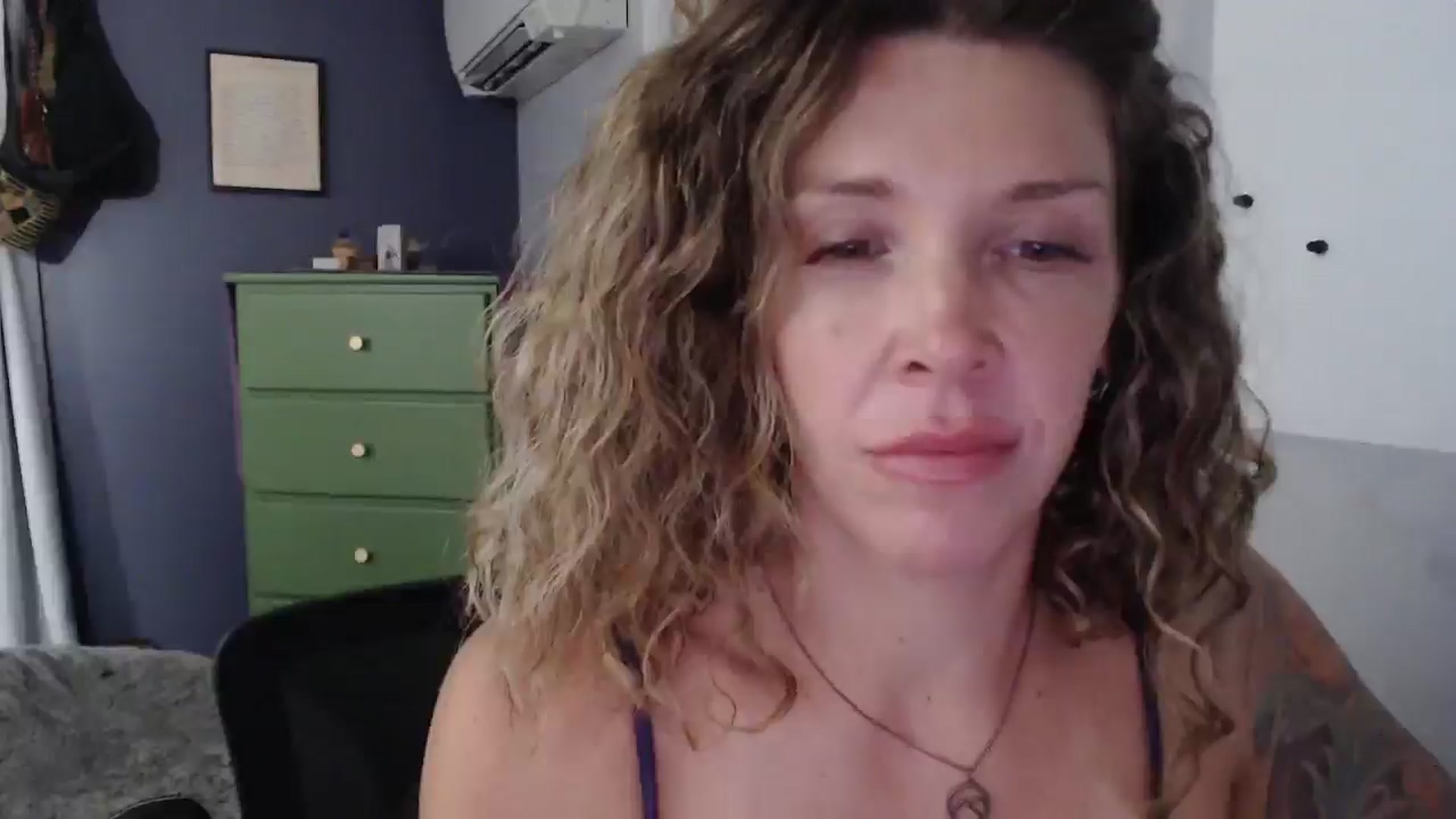 Gallery image thumbnail from HazelJane7's myfreecams stream on, 09/03/2025, 24:50 image 11 of 20