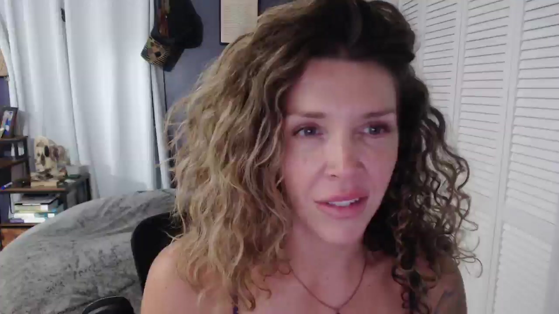 Gallery image thumbnail from HazelJane7's myfreecams stream on, 09/03/2025, 01:34 image 9 of 20