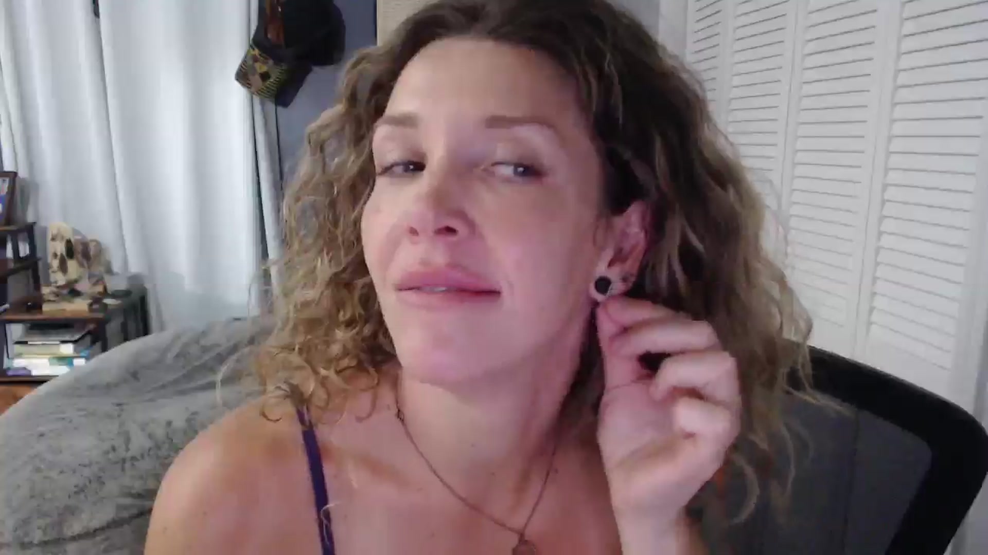 Gallery image thumbnail from HazelJane7's myfreecams stream on, 09/03/2025, 01:34 image 20 of 20
