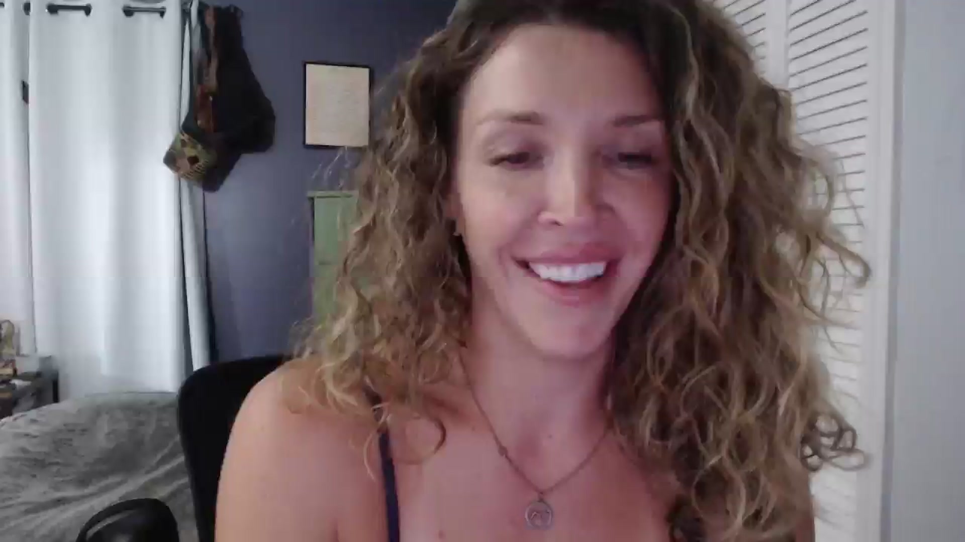 Gallery image thumbnail from HazelJane7's myfreecams stream on, 09/03/2025, 02:23 image 20 of 20