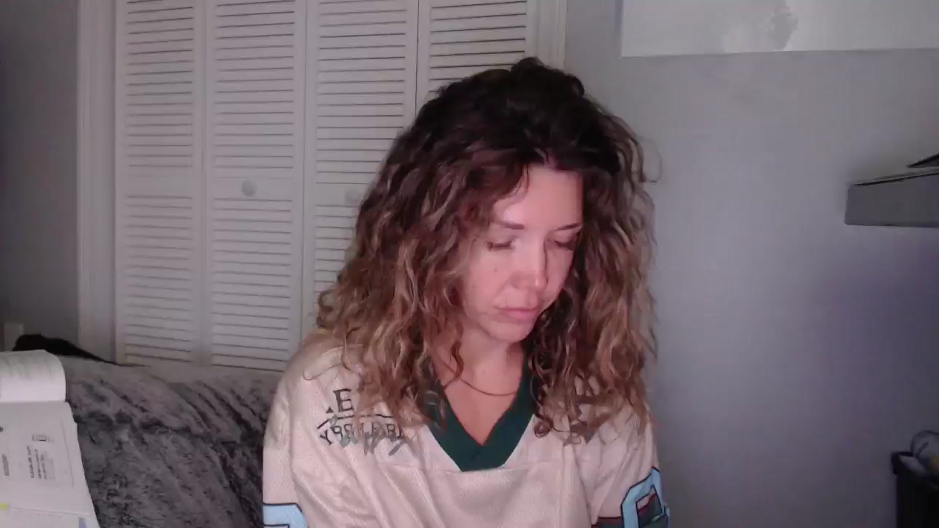 Gallery image thumbnail from HazelJane7's myfreecams stream on, 09/03/2025, 13:27 image 17 of 20