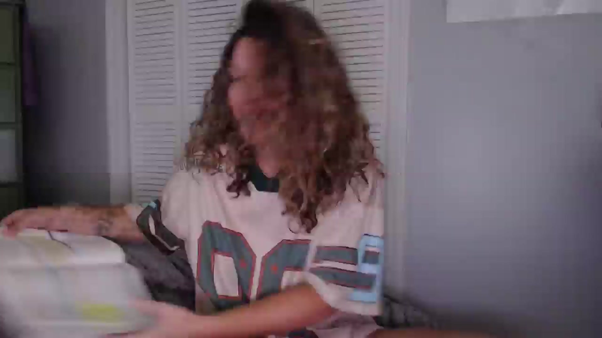 Gallery image thumbnail from HazelJane7's myfreecams stream on, 09/03/2025, 13:27 image 3 of 20