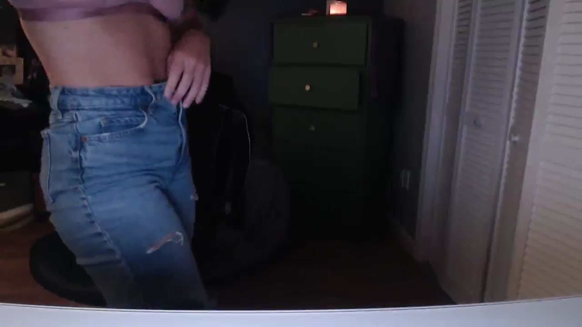 Gallery image thumbnail from HazelJane7's myfreecams stream on, 09/04/2025, 12:47 image 18 of 20