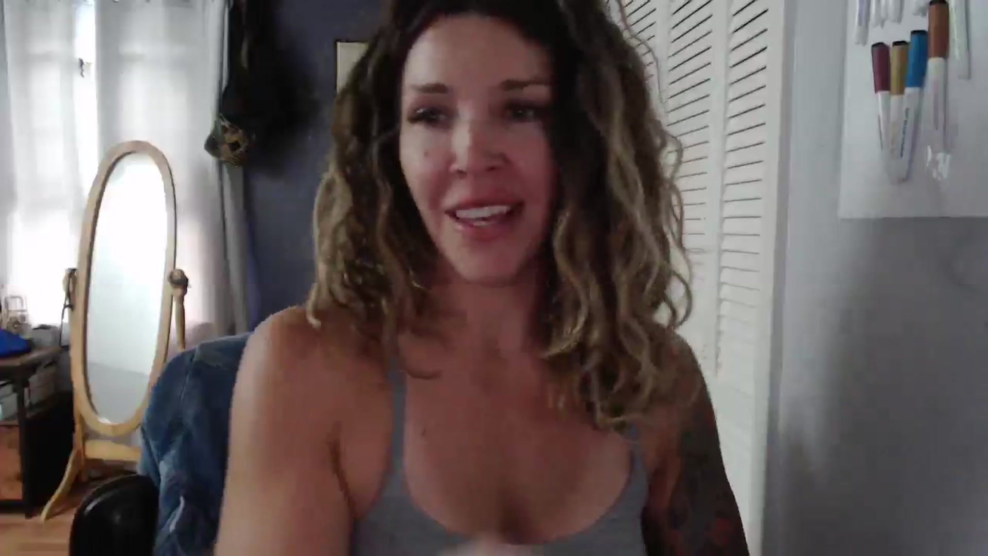 Gallery image thumbnail from HazelJane7's myfreecams stream on, 09/07/2025, 16:11 image 5 of 20