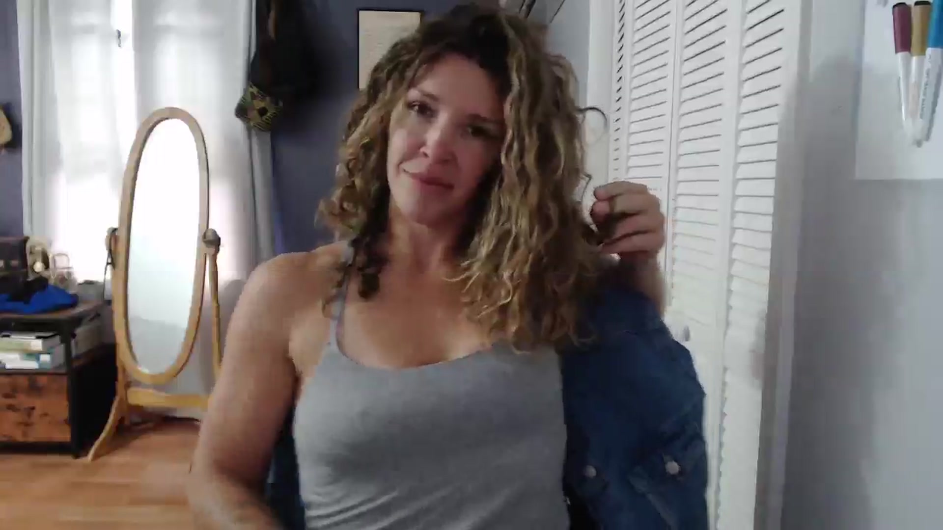 Gallery image thumbnail from HazelJane7's myfreecams stream on, 09/07/2025, 16:55 image 8 of 20