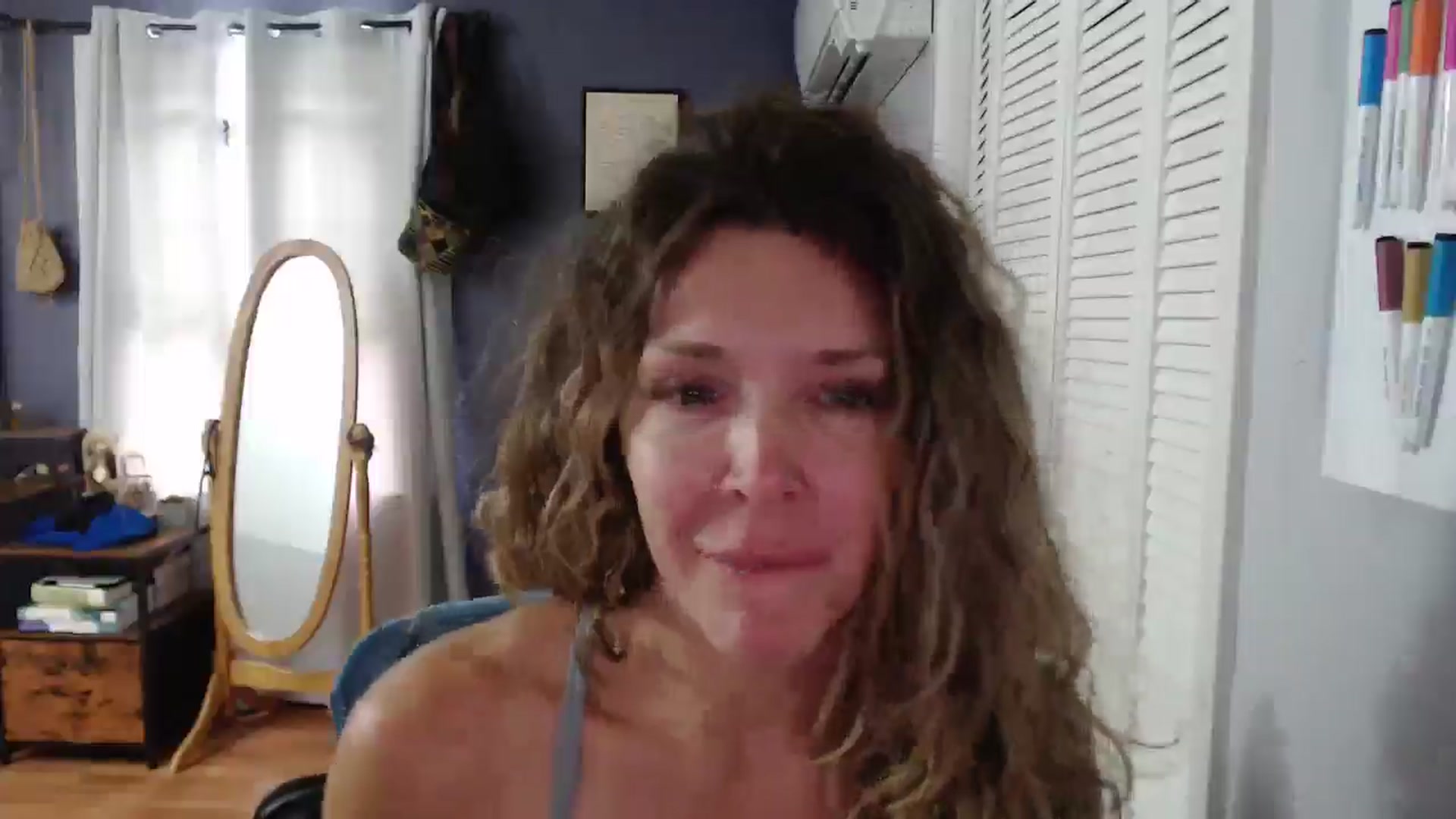 Gallery image thumbnail from HazelJane7's myfreecams stream on, 09/07/2025, 17:14 image 16 of 20