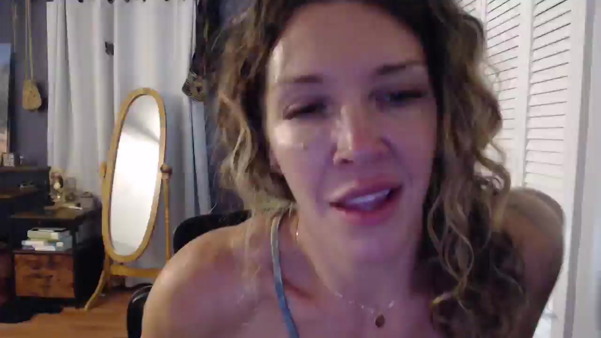 Gallery image thumbnail from HazelJane7's myfreecams stream on, 09/09/2025, 02:10 image 15 of 20