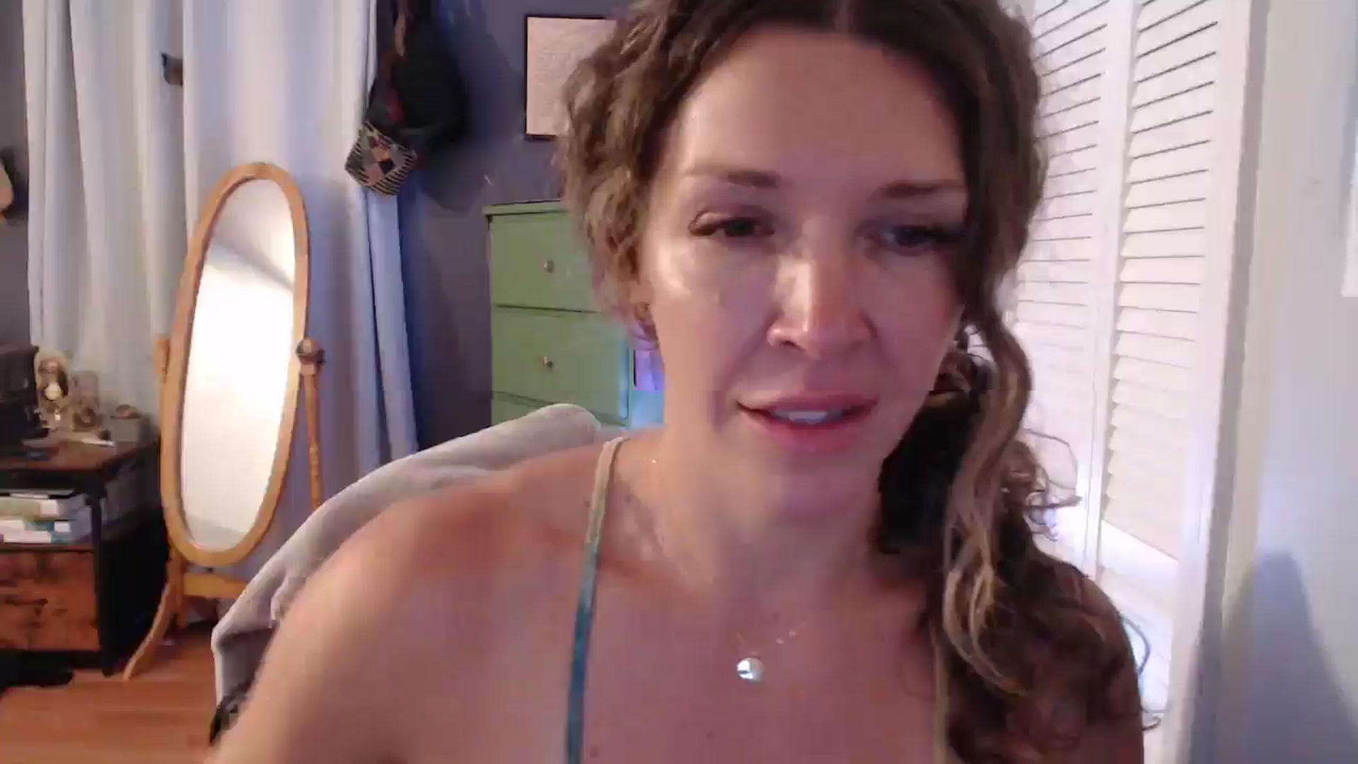 Gallery image thumbnail from HazelJane7's myfreecams stream on, 09/09/2025, 02:10 image 3 of 20