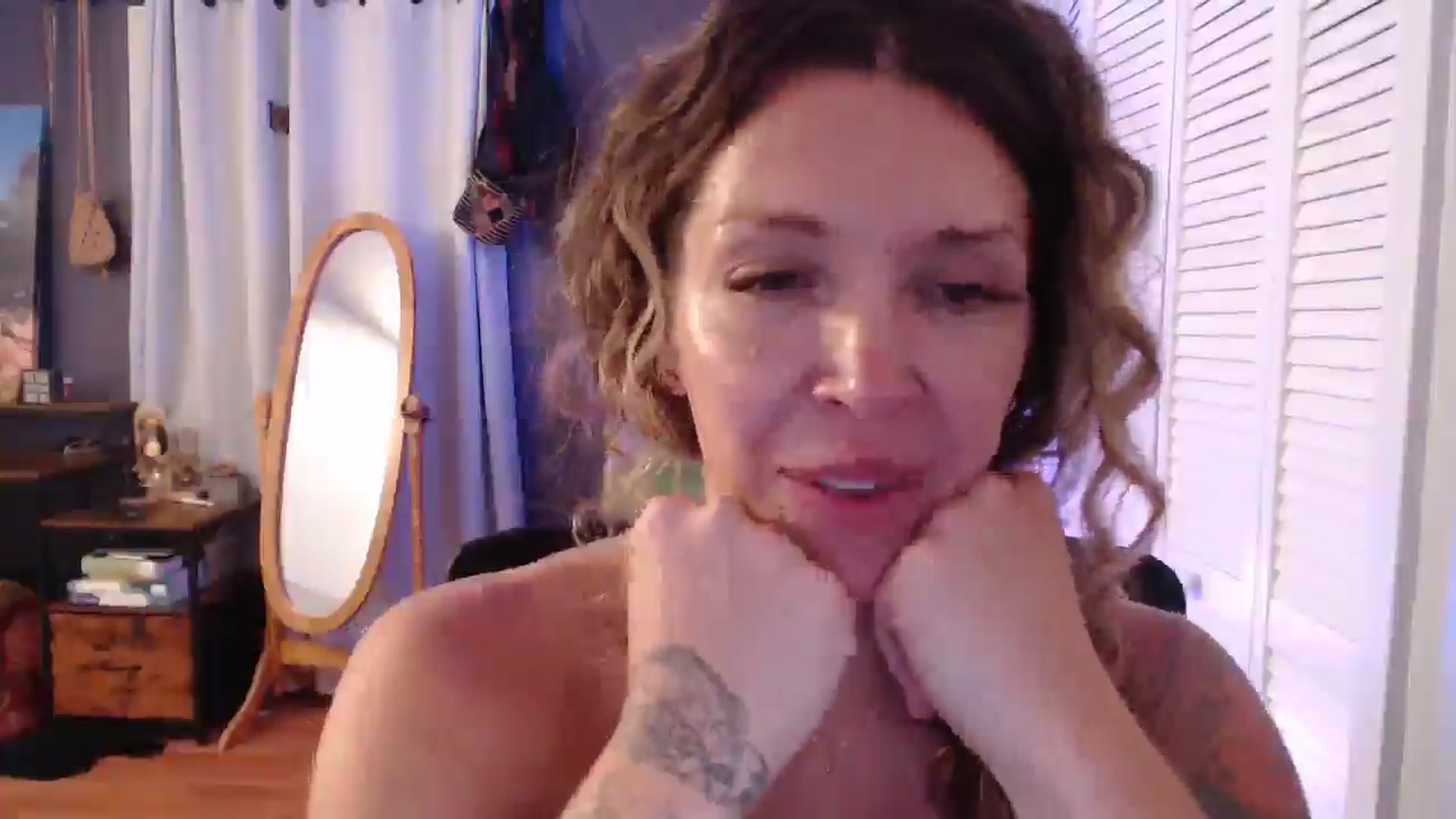 Gallery image thumbnail from HazelJane7's myfreecams stream on, 09/09/2025, 02:10 image 14 of 20