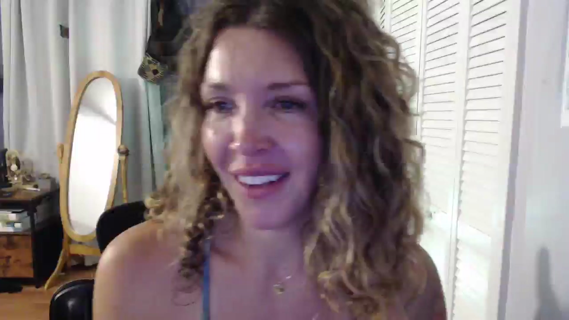 Gallery image thumbnail from HazelJane7's myfreecams stream on, 09/09/2025, 02:10 image 20 of 20