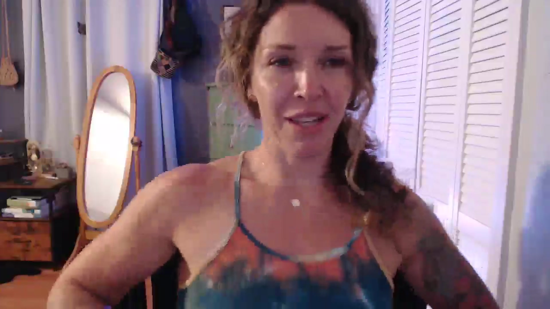 Gallery image thumbnail from HazelJane7's myfreecams stream on, 09/09/2025, 02:10 image 7 of 20