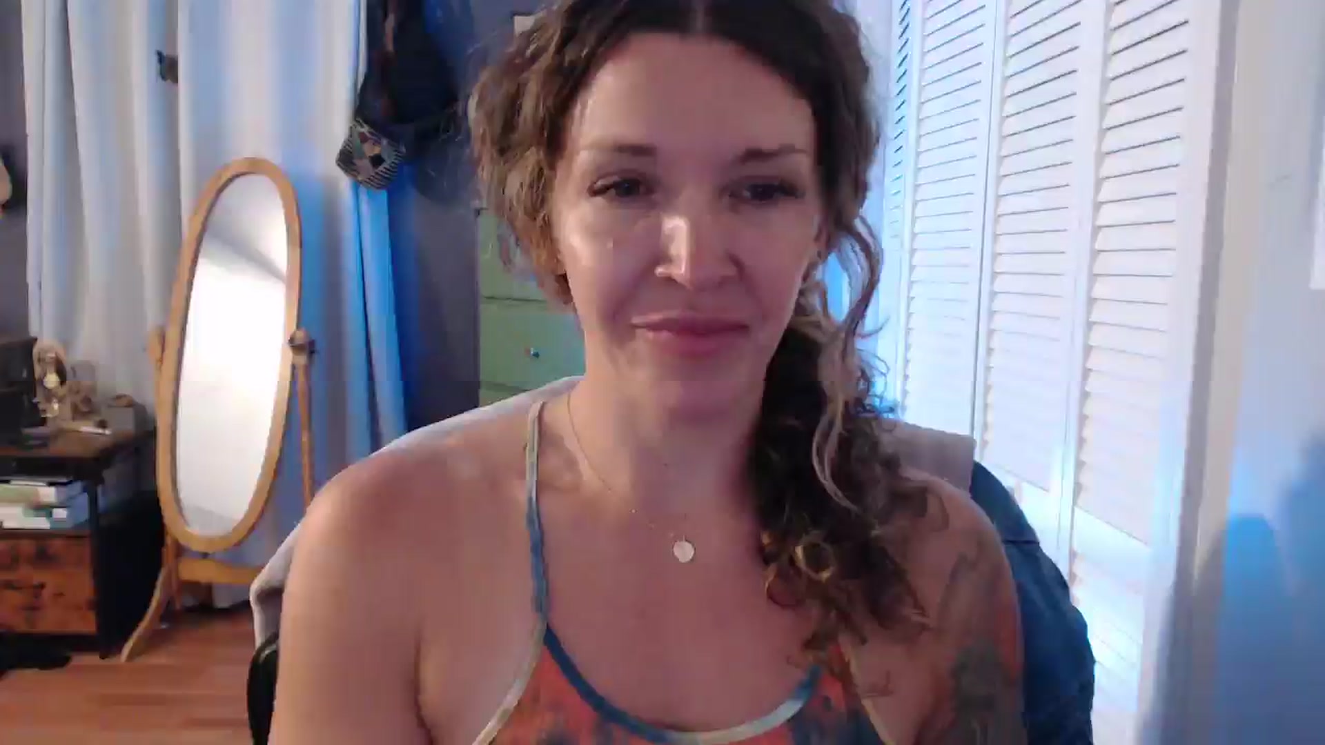 Gallery image thumbnail from HazelJane7's myfreecams stream on, 09/09/2025, 02:10 image 4 of 20