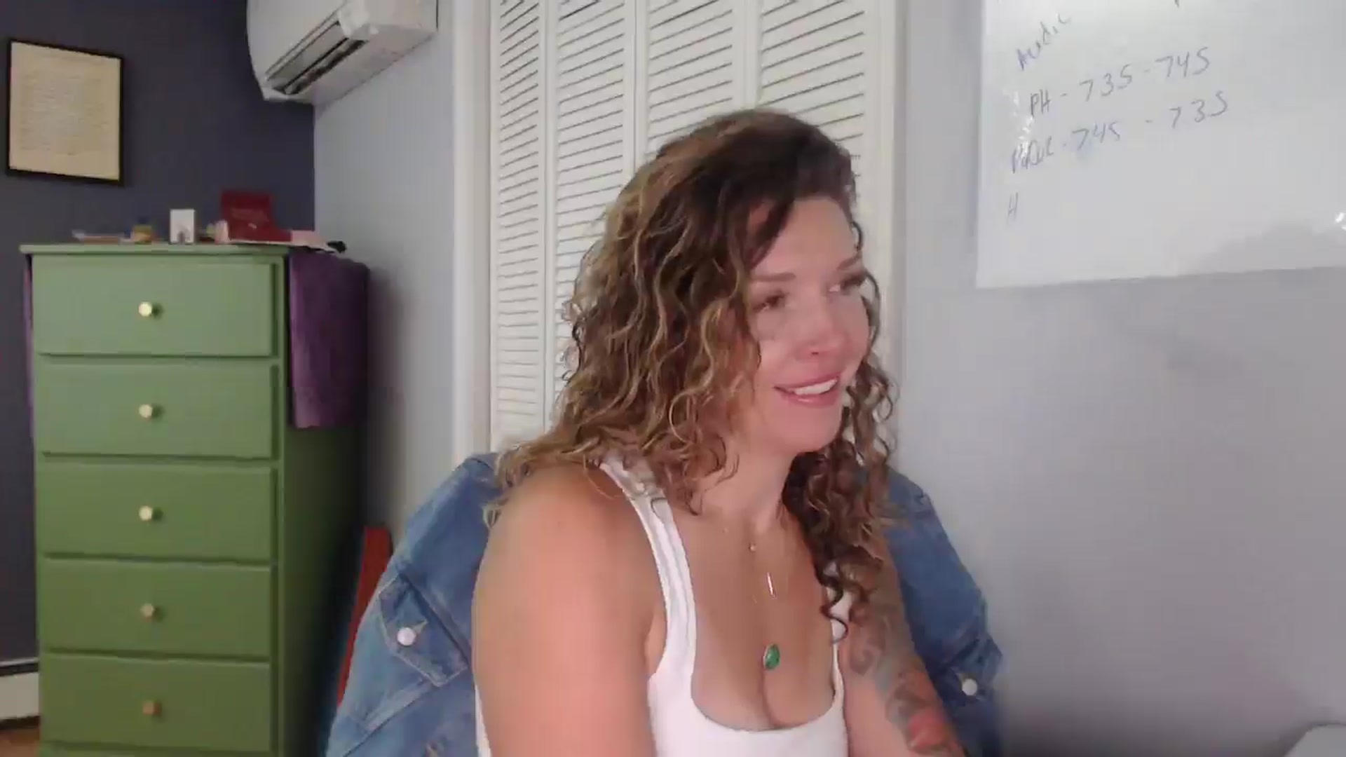 Gallery image thumbnail from HazelJane7's myfreecams stream on, 09/13/2025, 16:16 image 14 of 20