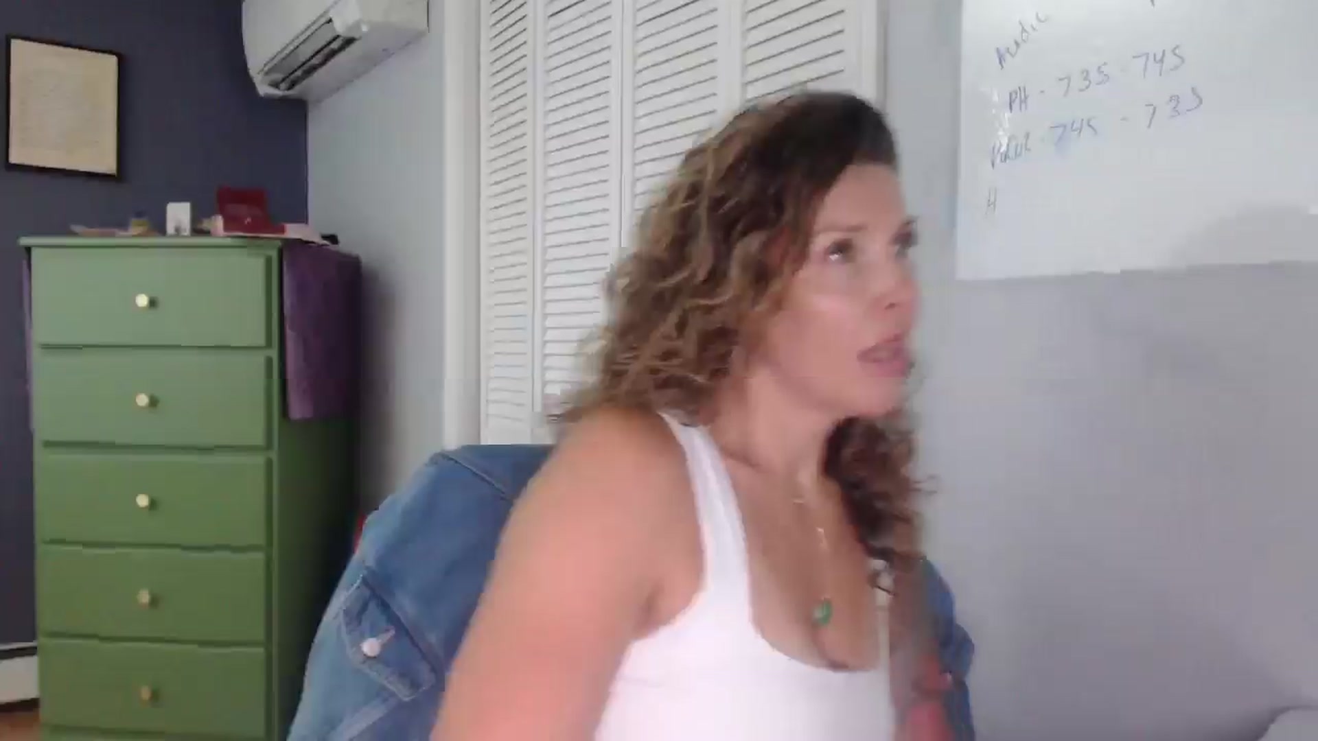 Gallery image thumbnail from HazelJane7's myfreecams stream on, 09/13/2025, 16:16 image 13 of 20