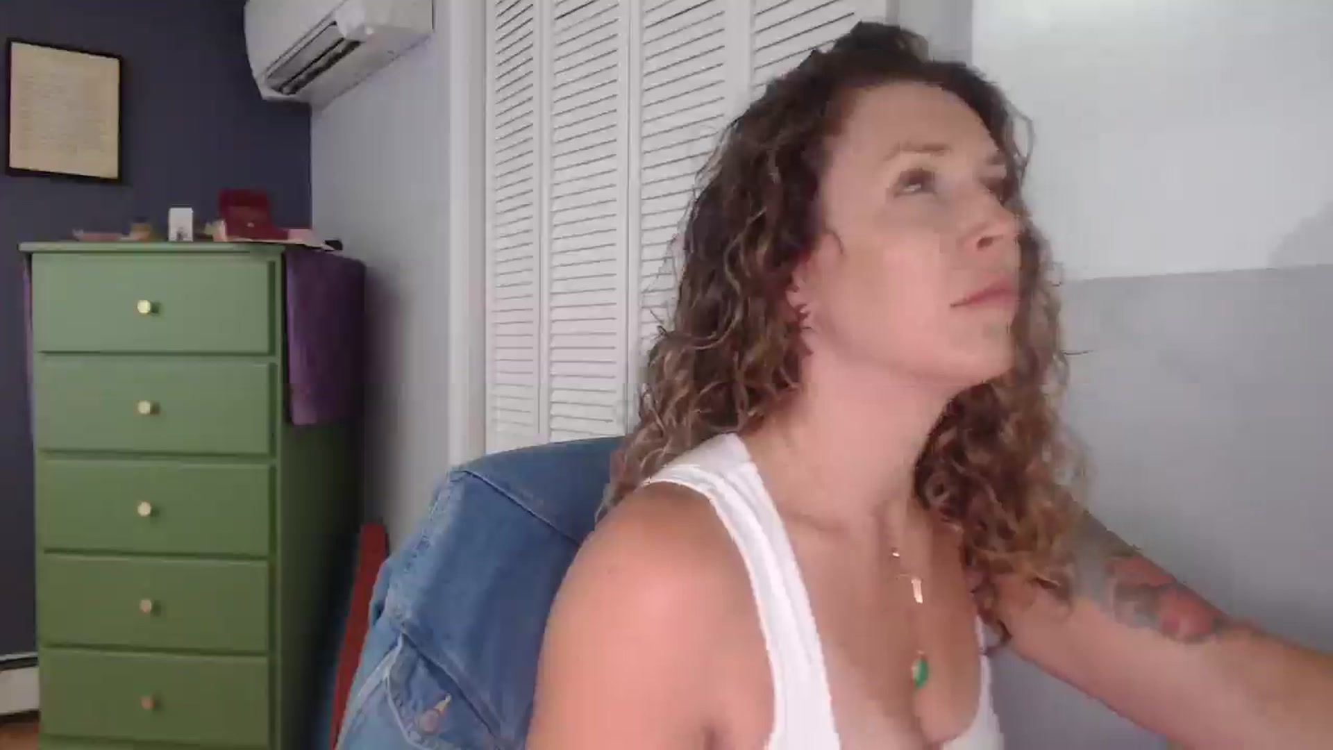 Gallery image thumbnail from HazelJane7's myfreecams stream on, 09/13/2025, 16:16 image 8 of 20