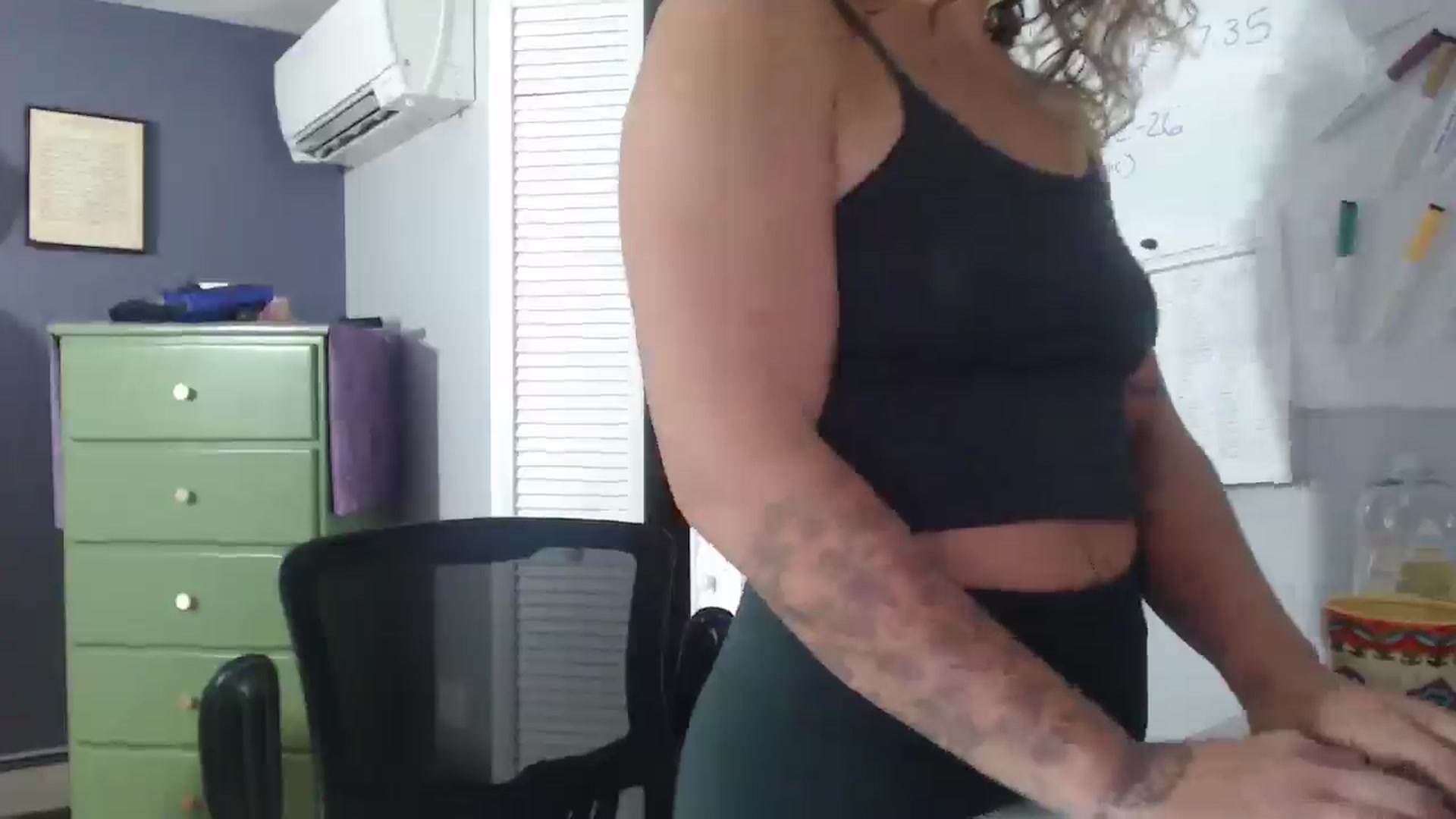 Gallery image thumbnail from HazelJane7's myfreecams stream on, 09/17/2025, 14:09 image 11 of 20