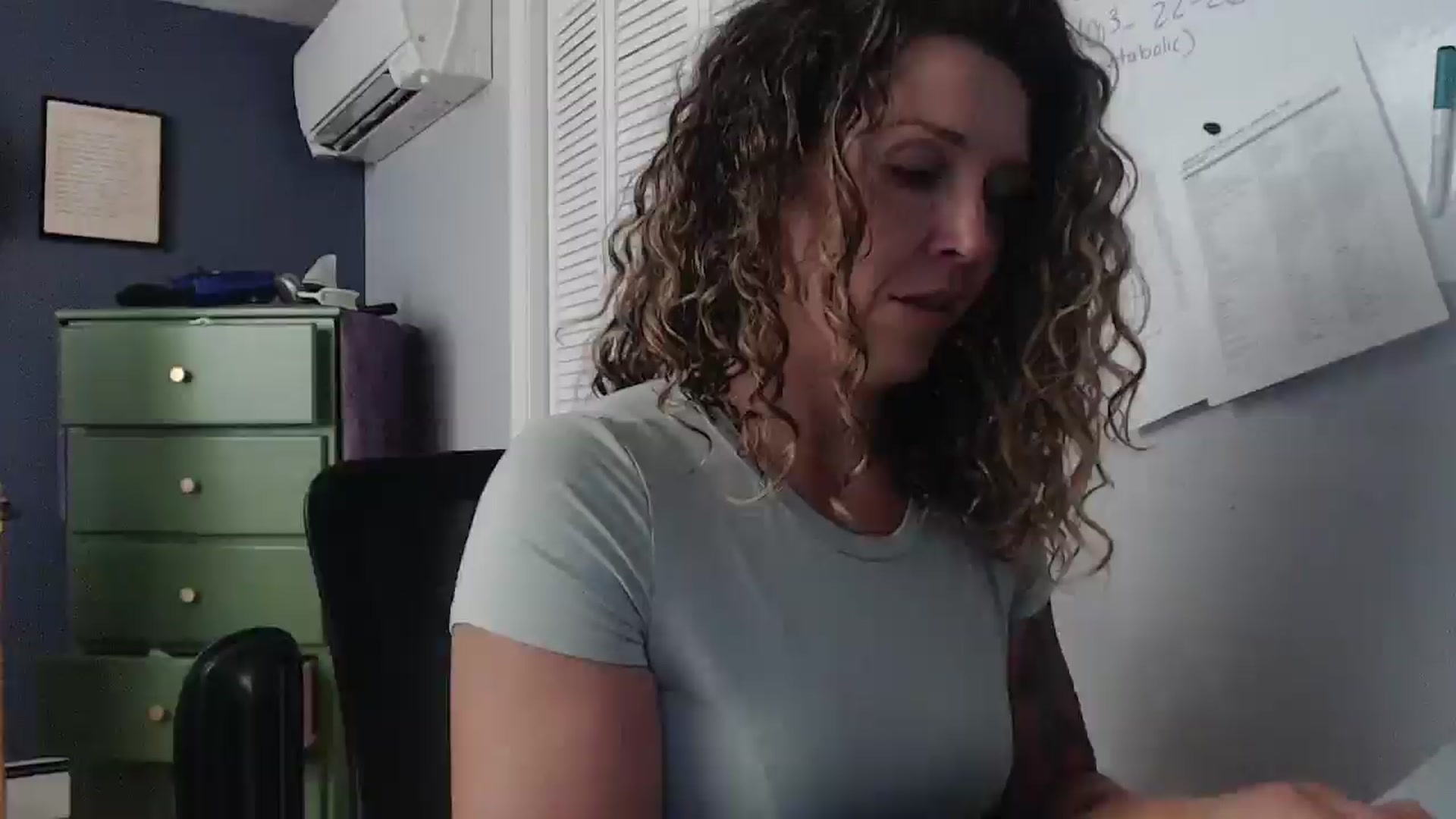 Gallery image thumbnail from HazelJane7's myfreecams stream on, 09/18/2025, 01:32 image 1 of 20