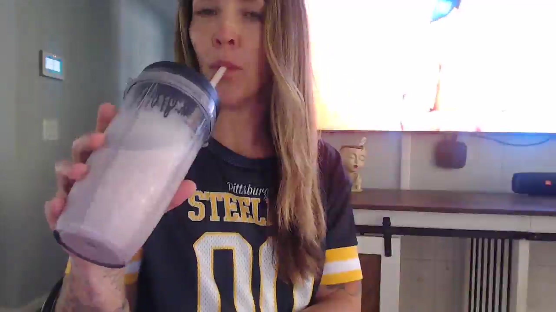 Gallery image thumbnail from HazelJane7's myfreecams stream on, 09/21/2025, 18:52 image 10 of 20