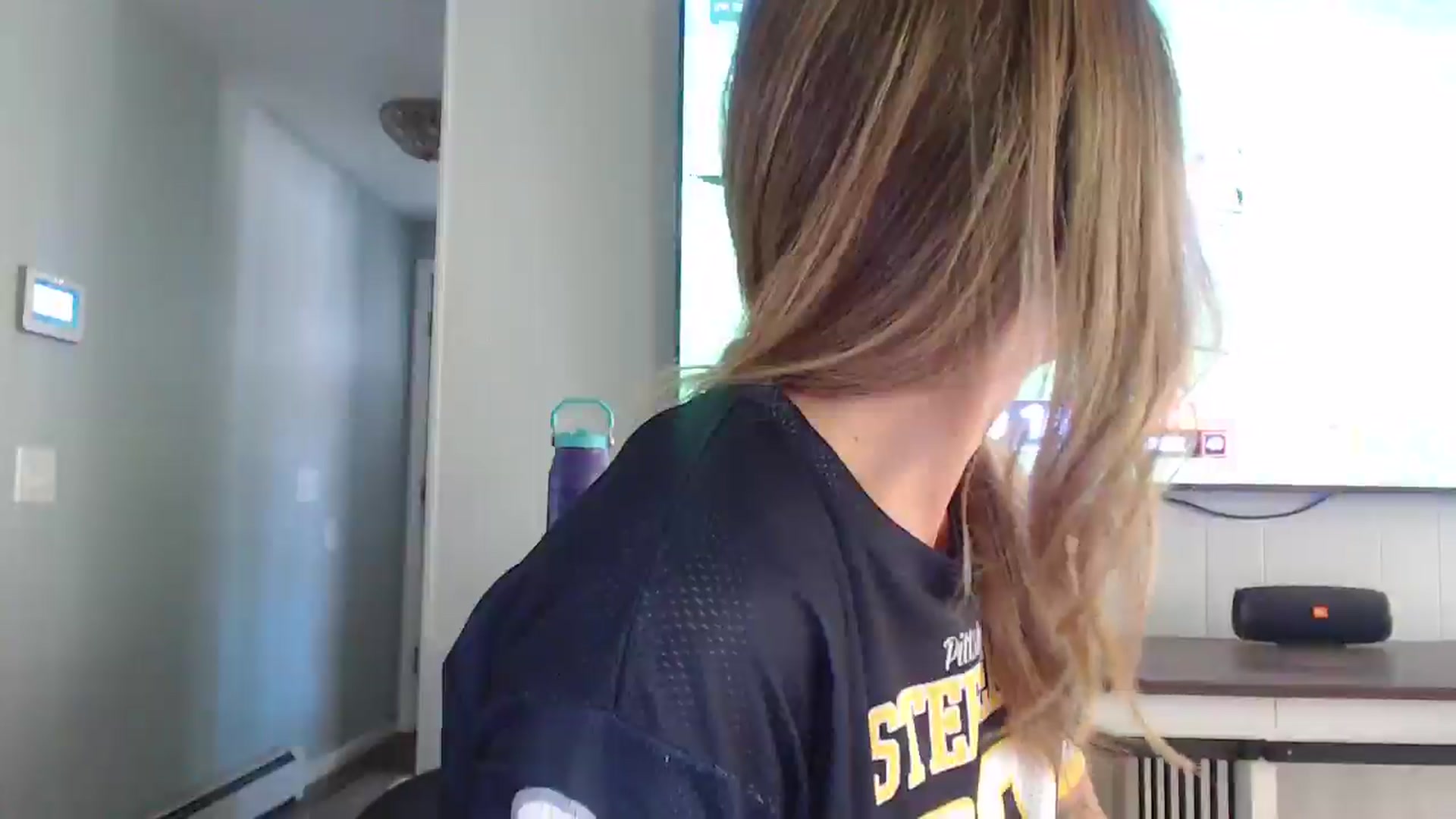 Gallery image thumbnail from HazelJane7's myfreecams stream on, 09/21/2025, 18:52 image 2 of 20