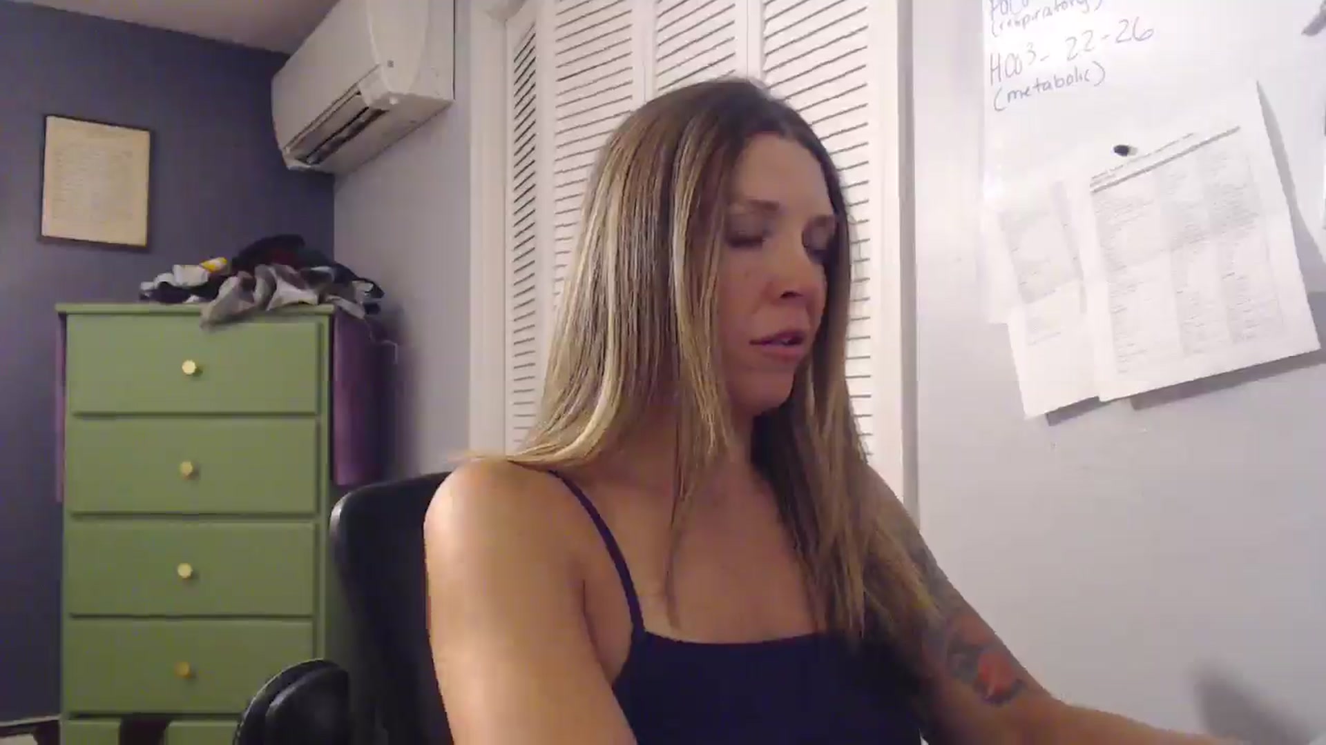 Gallery image thumbnail from HazelJane7's myfreecams stream on, 09/23/2025, 01:41 image 9 of 20