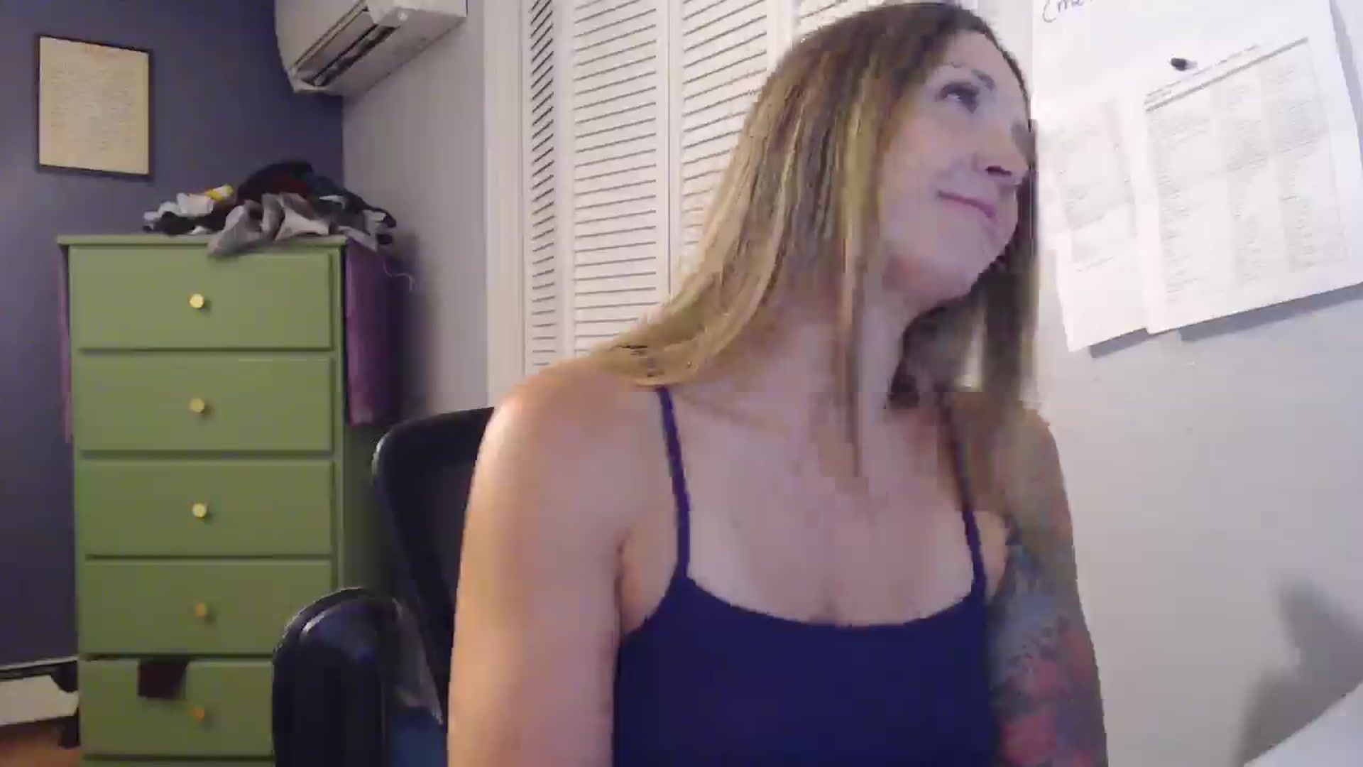 Gallery image thumbnail from HazelJane7's myfreecams stream on, 09/23/2025, 01:41 image 19 of 20