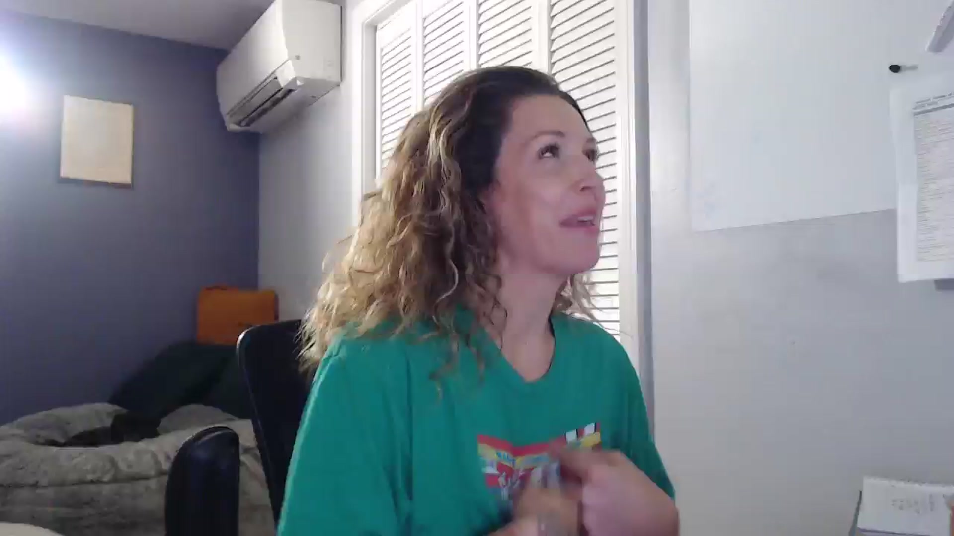 Gallery image thumbnail from HazelJane7's myfreecams stream on, 09/26/2025, 13:01 image 10 of 20