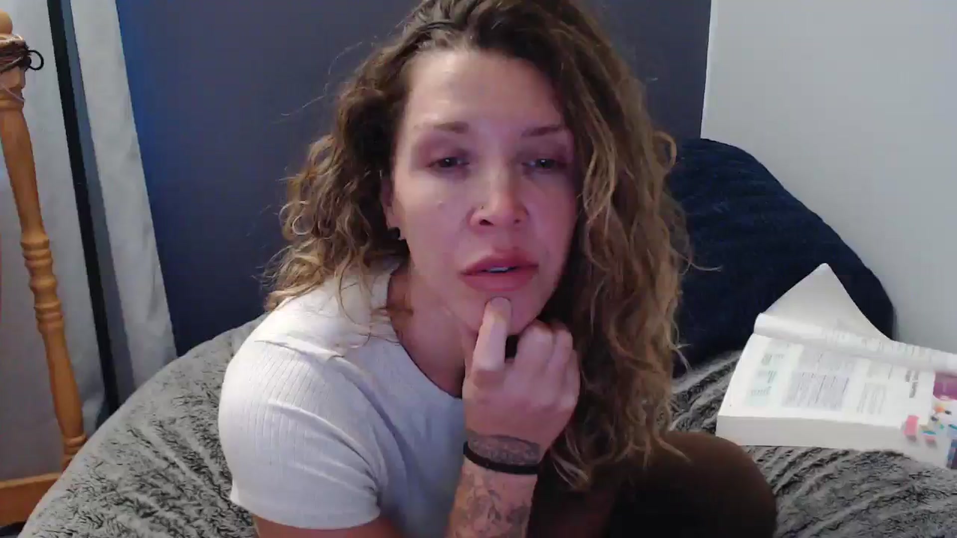 Gallery image thumbnail from HazelJane7's myfreecams stream on, 10/01/2025, 19:22 image 14 of 20