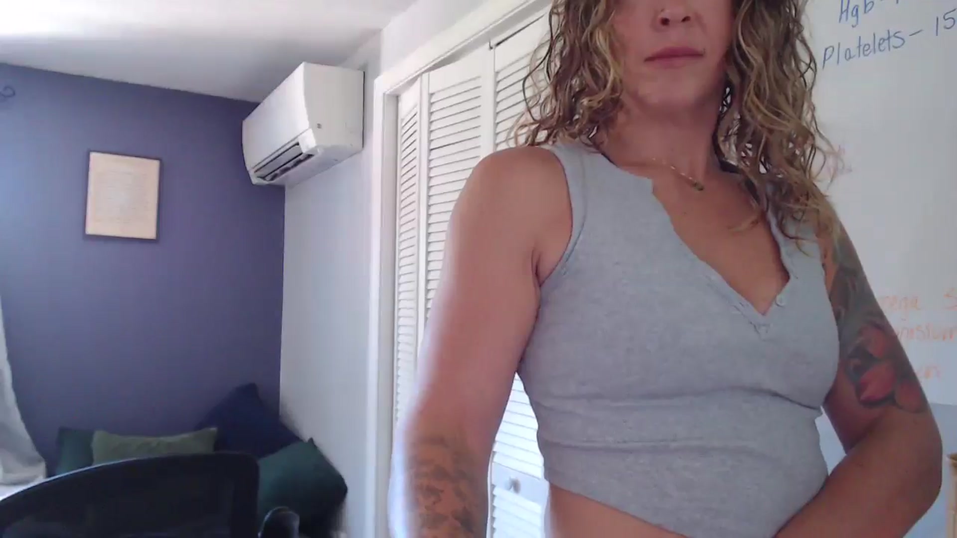 Gallery image thumbnail from HazelJane7's myfreecams stream on, 10/03/2025, 19:03 image 11 of 20
