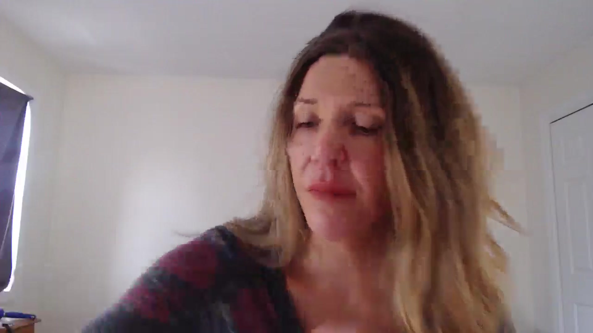 Gallery image thumbnail from HazelJane7's myfreecams stream on, 10/15/2025, 13:56 image 11 of 20