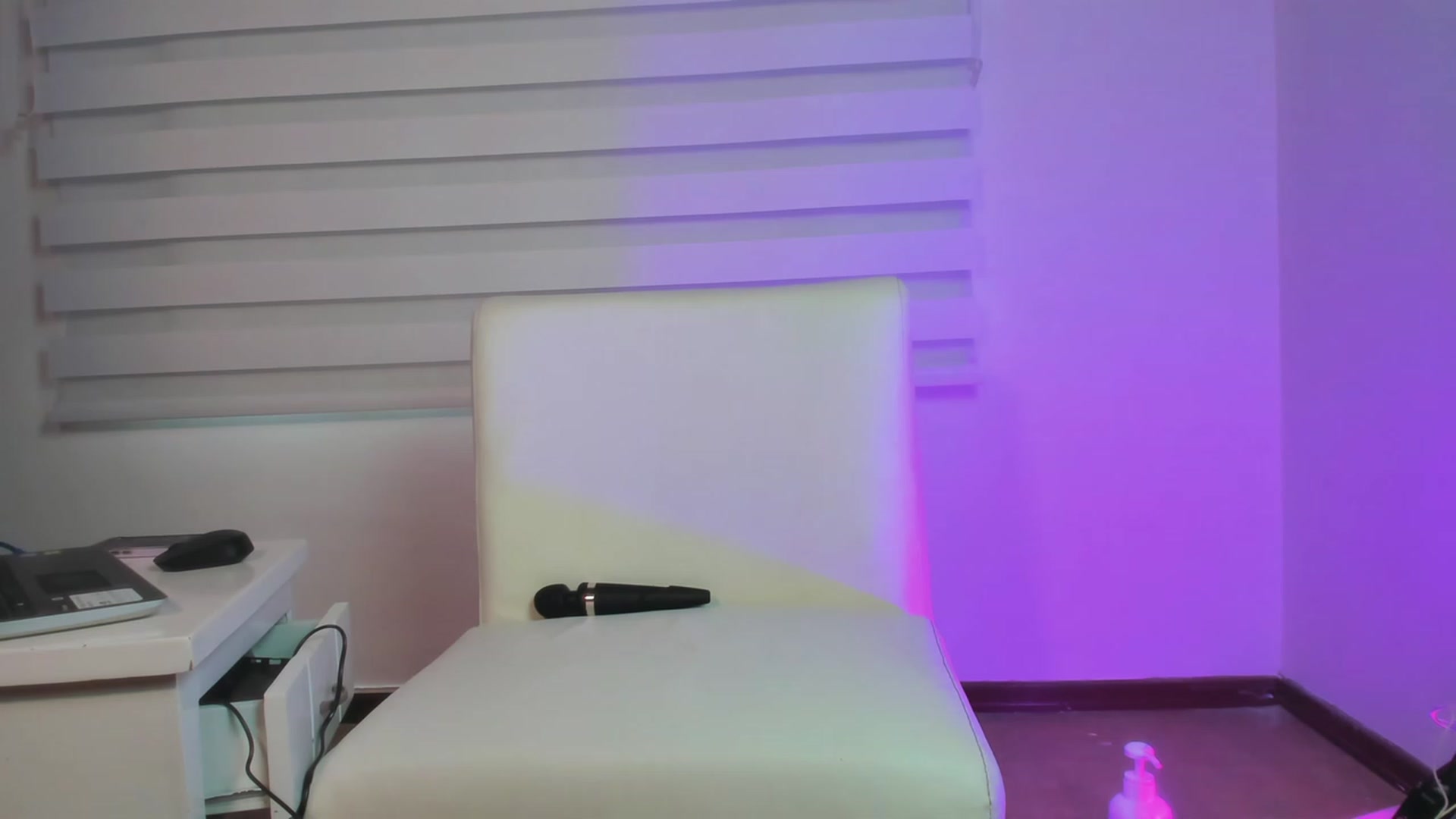Gallery image thumbnail from HazelRadiance's myfreecams stream on, 07/28/2023, 20:46 image 4 of 20