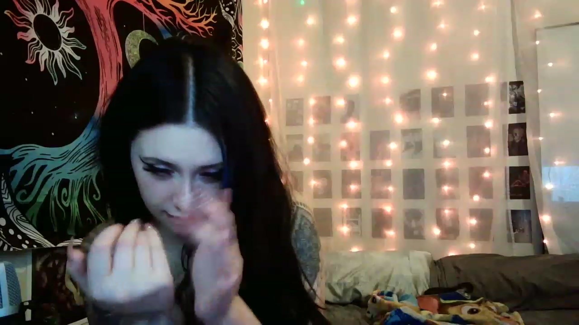 Gallery image thumbnail from HazelSimco's myfreecams stream on, 12/12/2022, 10:17 image 19 of 20