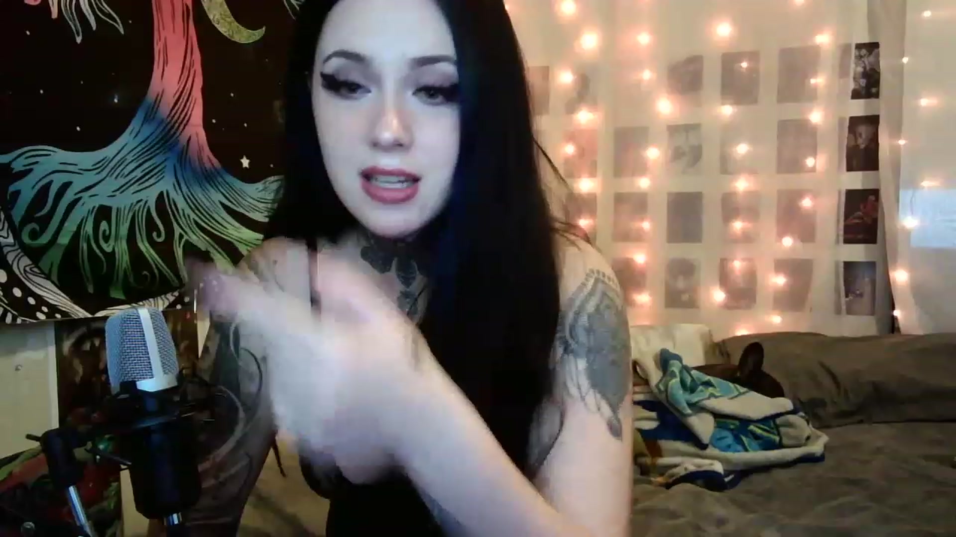 Gallery image thumbnail from HazelSimco's myfreecams stream on, 12/12/2022, 10:17 image 4 of 20