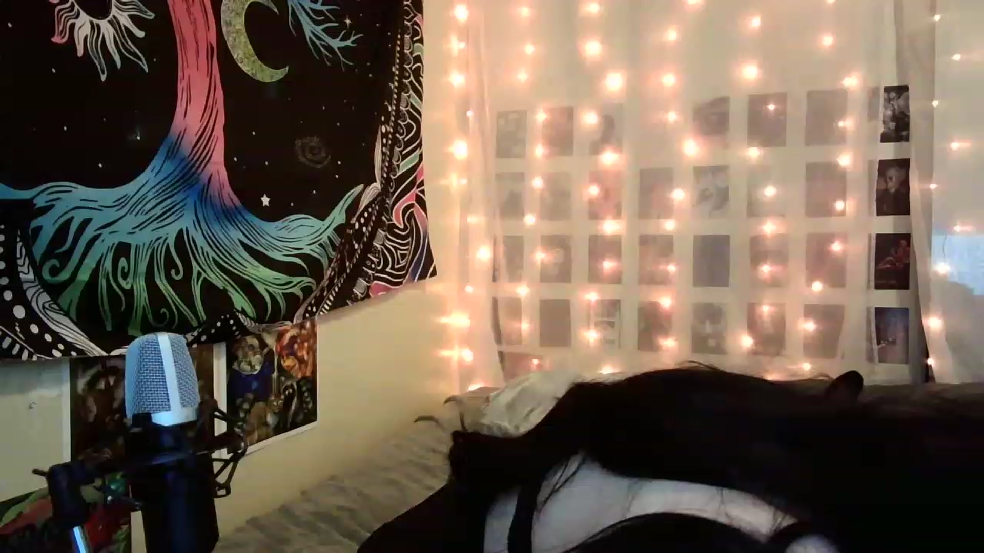 Gallery image thumbnail from HazelSimco's myfreecams stream on, 12/12/2022, 10:17 image 8 of 20