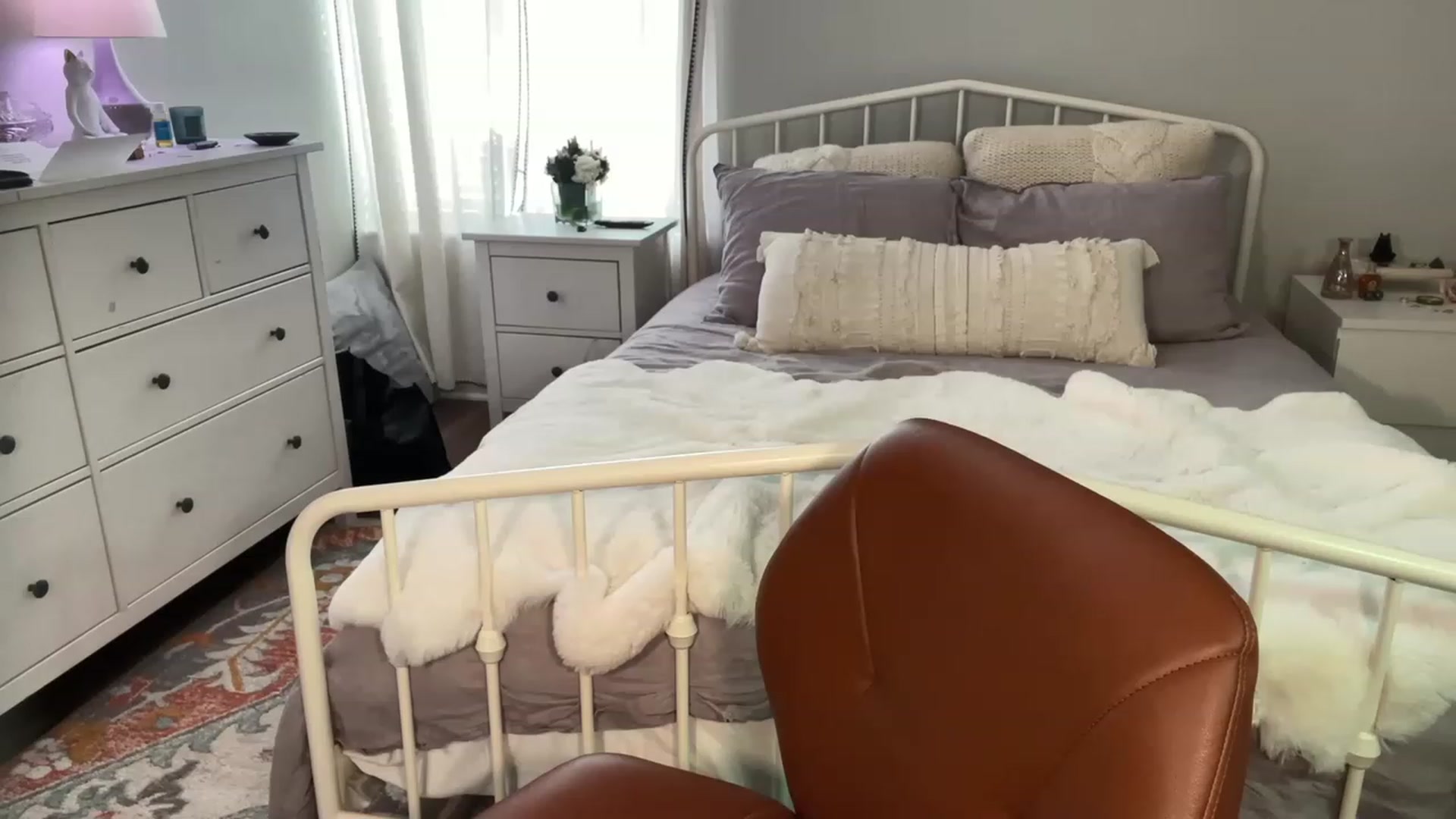 Gallery image thumbnail from HazelTaylorX's myfreecams stream on, 02/26/2023, 20:19 image 15 of 20