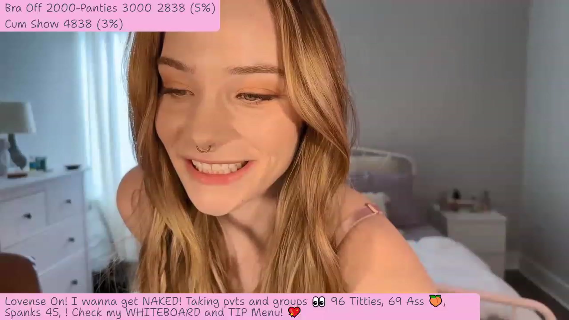 Gallery image thumbnail from HazelTaylorX's myfreecams stream on, 03/01/2023, 18:14 image 8 of 20