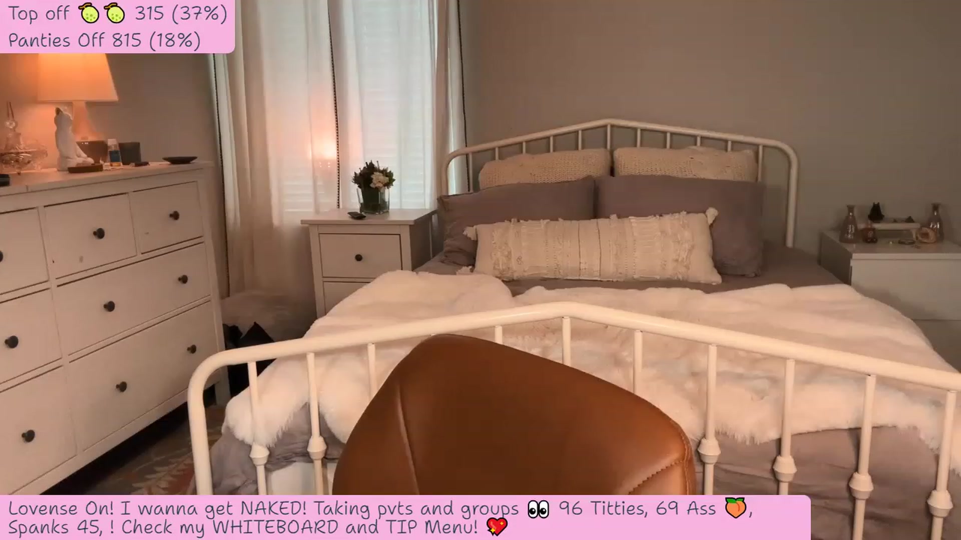 Gallery image thumbnail from HazelTaylorX's myfreecams stream on, 03/02/2023, 22:05 image 10 of 20