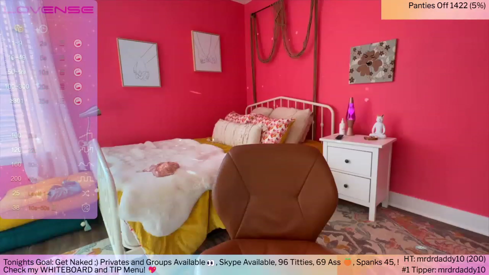 Gallery image thumbnail from HazelTaylorX's myfreecams stream on, 04/01/2023, 21:51 image 15 of 20