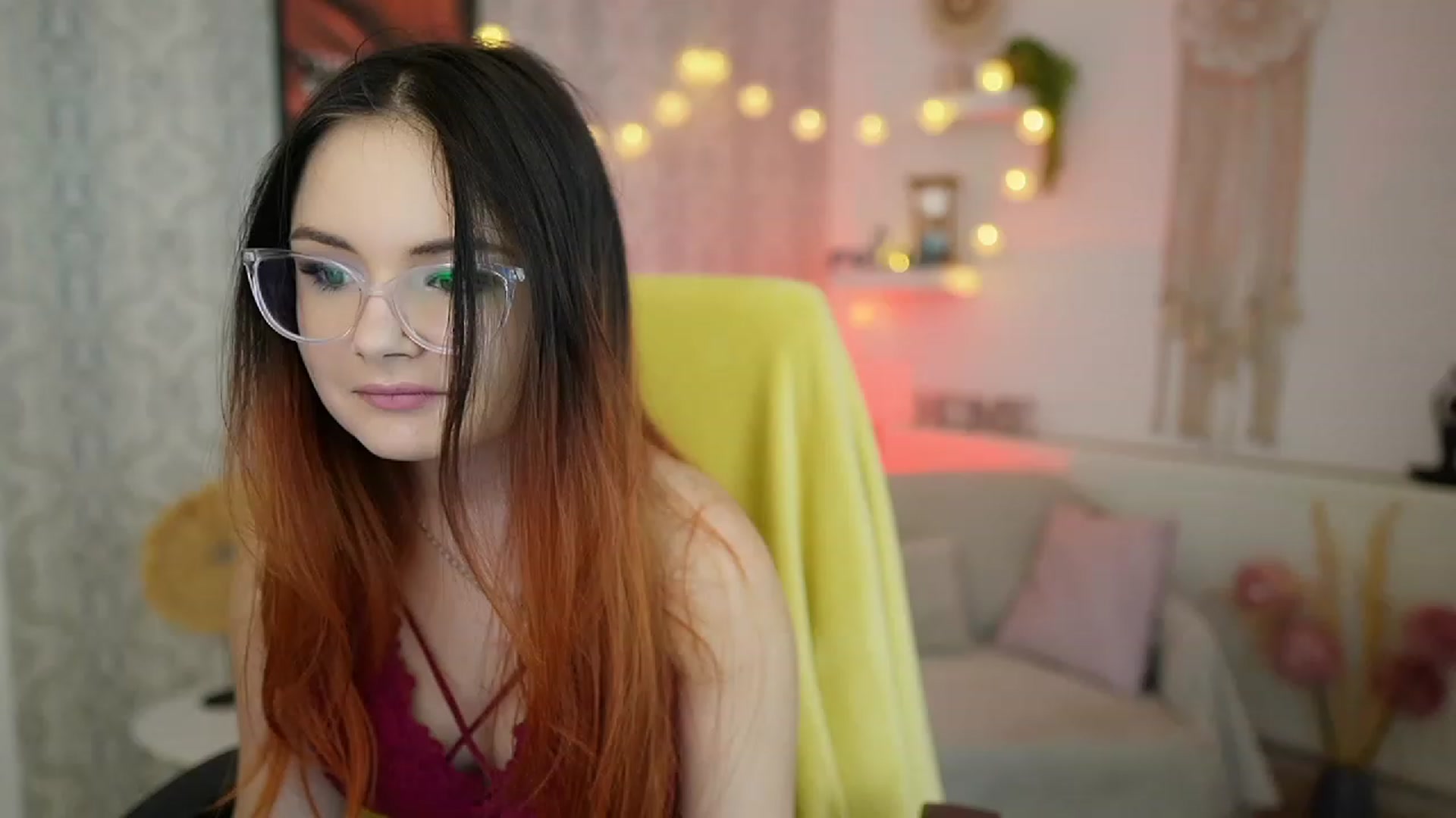 Gallery image thumbnail from Hazel_Moore18's myfreecams stream on, 09/20/2023, 09:13 image 9 of 20