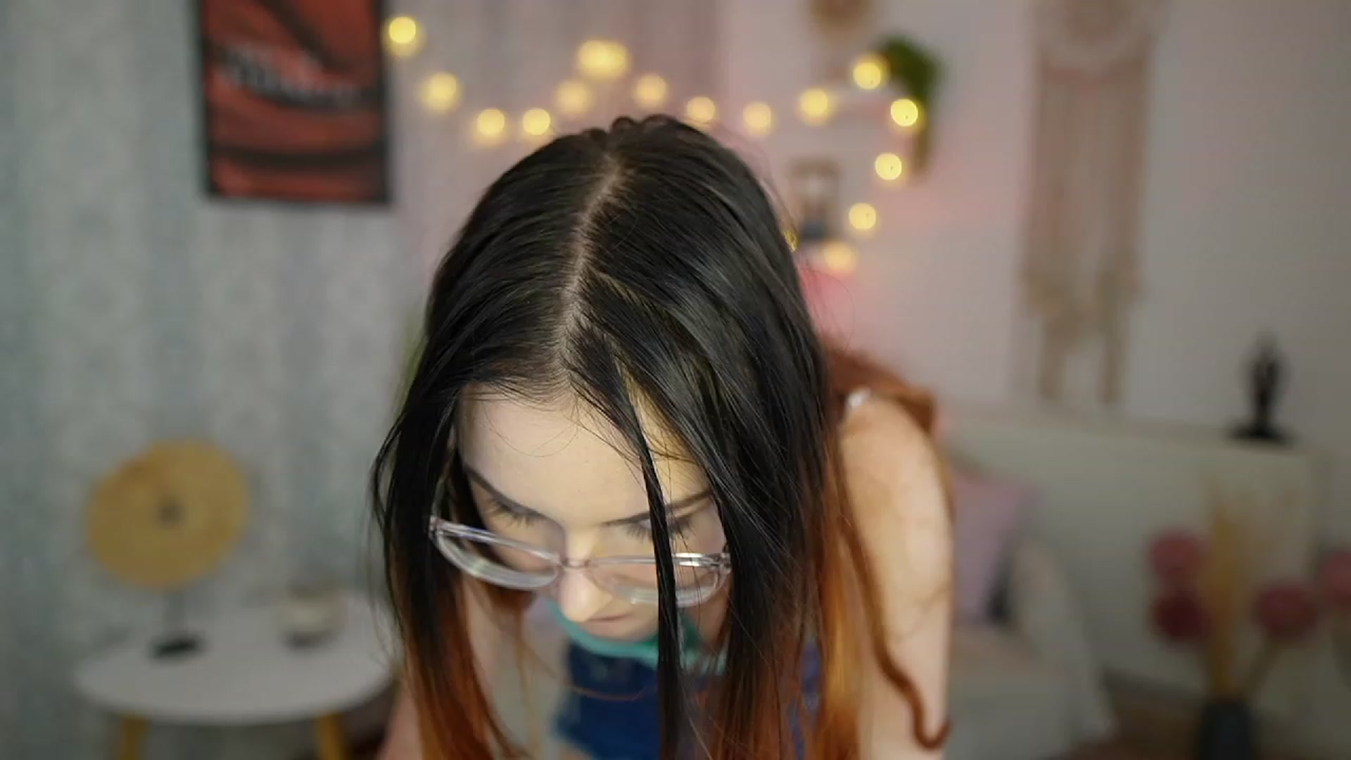 Gallery image thumbnail from Hazel_Moore18's myfreecams stream on, 09/26/2023, 12:45 image 17 of 20