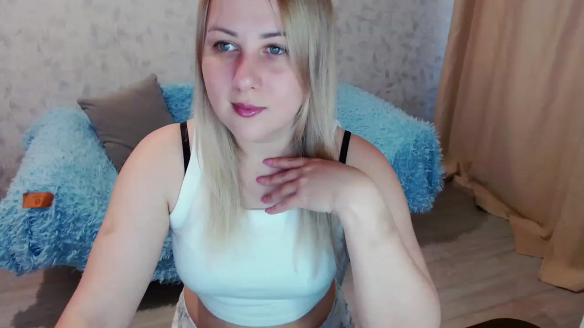 Gallery image thumbnail from Heart_beat07's myfreecams stream on, 06/18/2023, 09:01 image 12 of 20
