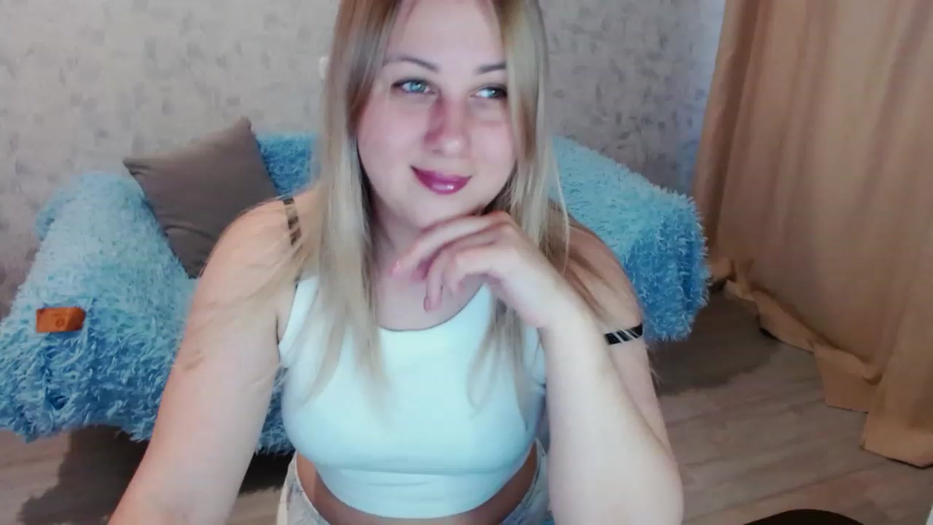 Gallery image thumbnail from Heart_beat07's myfreecams stream on, 06/18/2023, 09:01 image 20 of 20