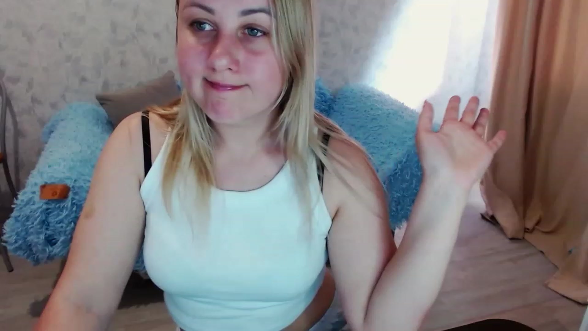 Gallery image thumbnail from Heart_beat07's myfreecams stream on, 06/18/2023, 12:02 image 16 of 20