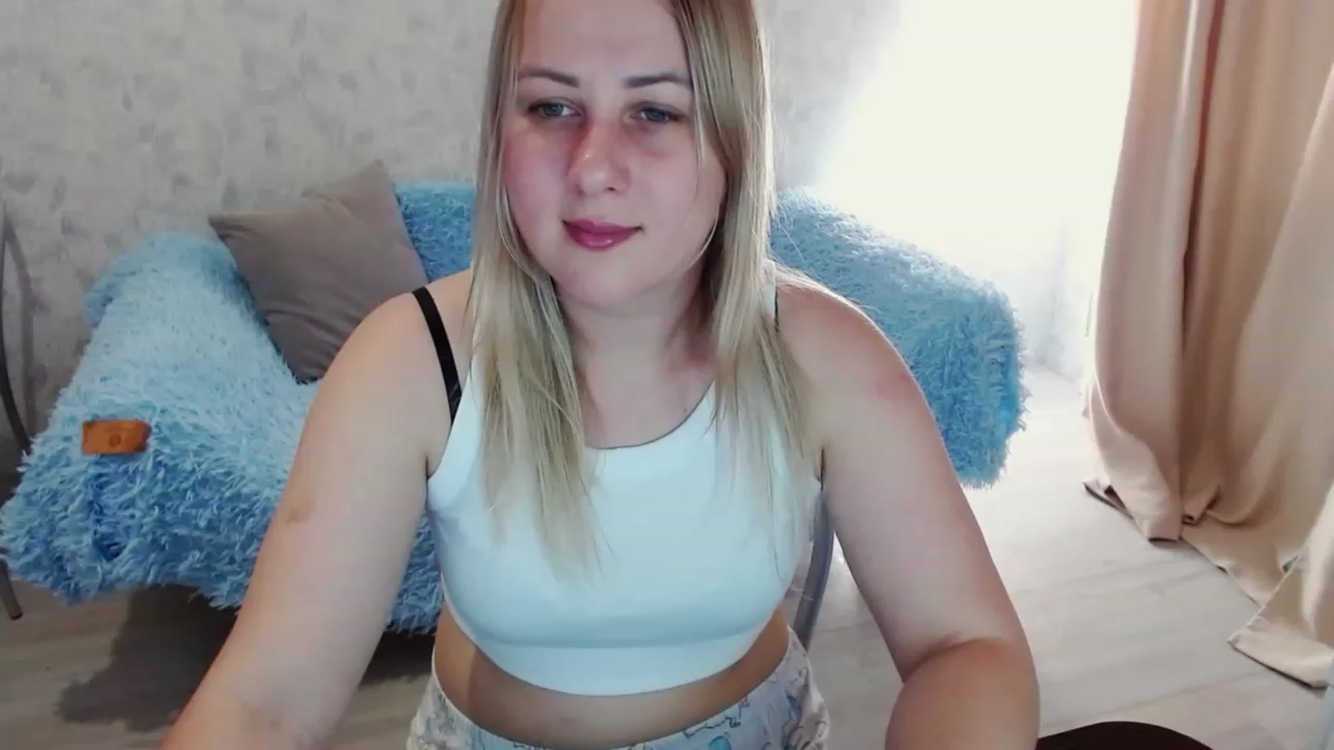 Gallery image thumbnail from Heart_beat07's myfreecams stream on, 06/18/2023, 12:02 image 6 of 20