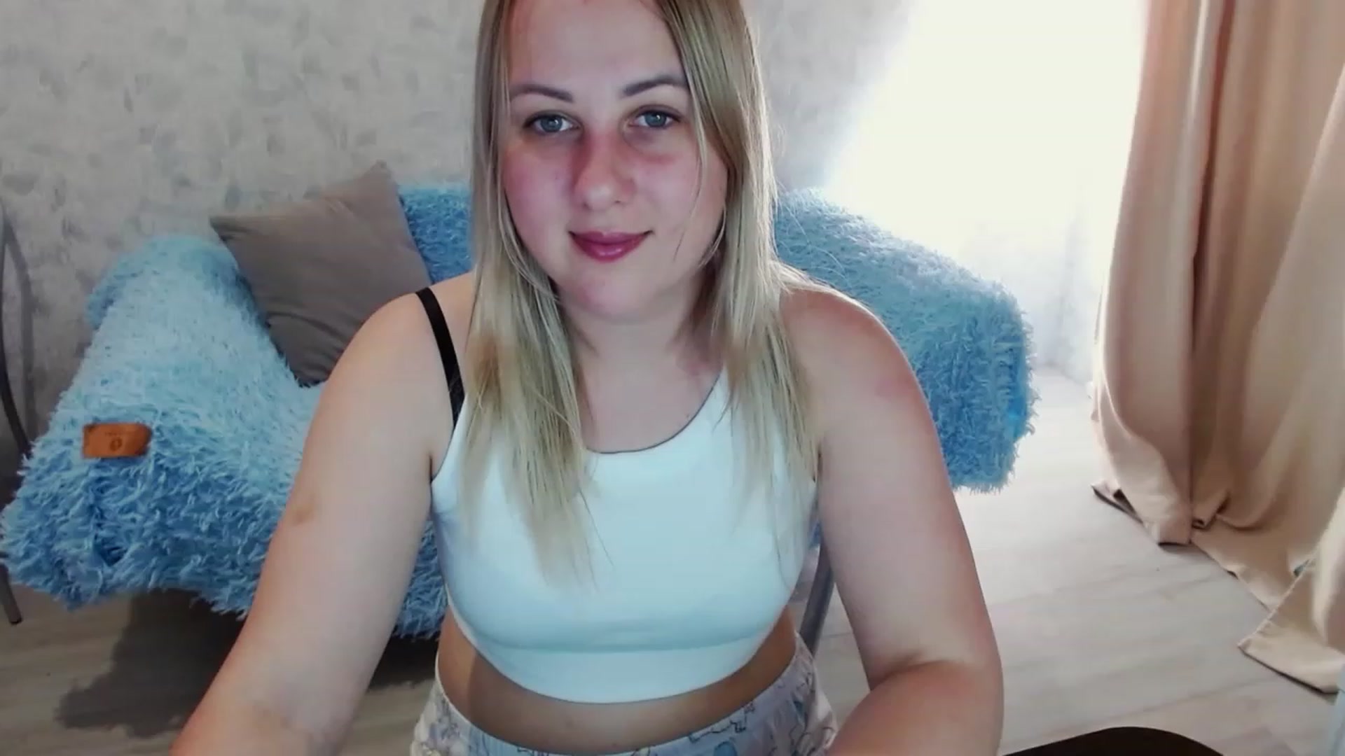 Gallery image thumbnail from Heart_beat07's myfreecams stream on, 06/18/2023, 12:02 image 5 of 20