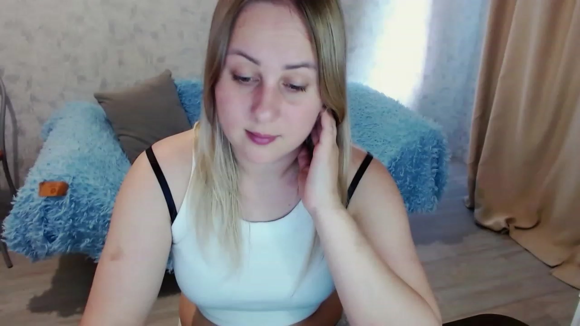Gallery image thumbnail from Heart_beat07's myfreecams stream on, 06/18/2023, 12:27 image 9 of 20