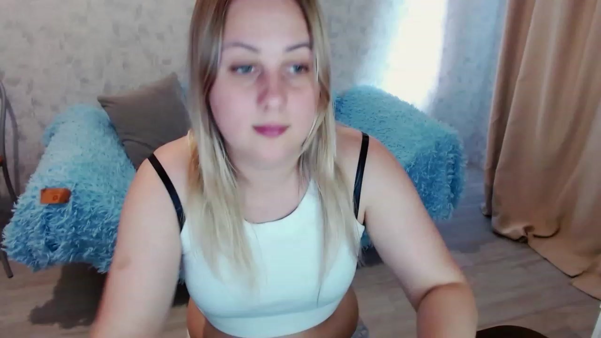 Gallery image thumbnail from Heart_beat07's myfreecams stream on, 06/18/2023, 12:27 image 8 of 20